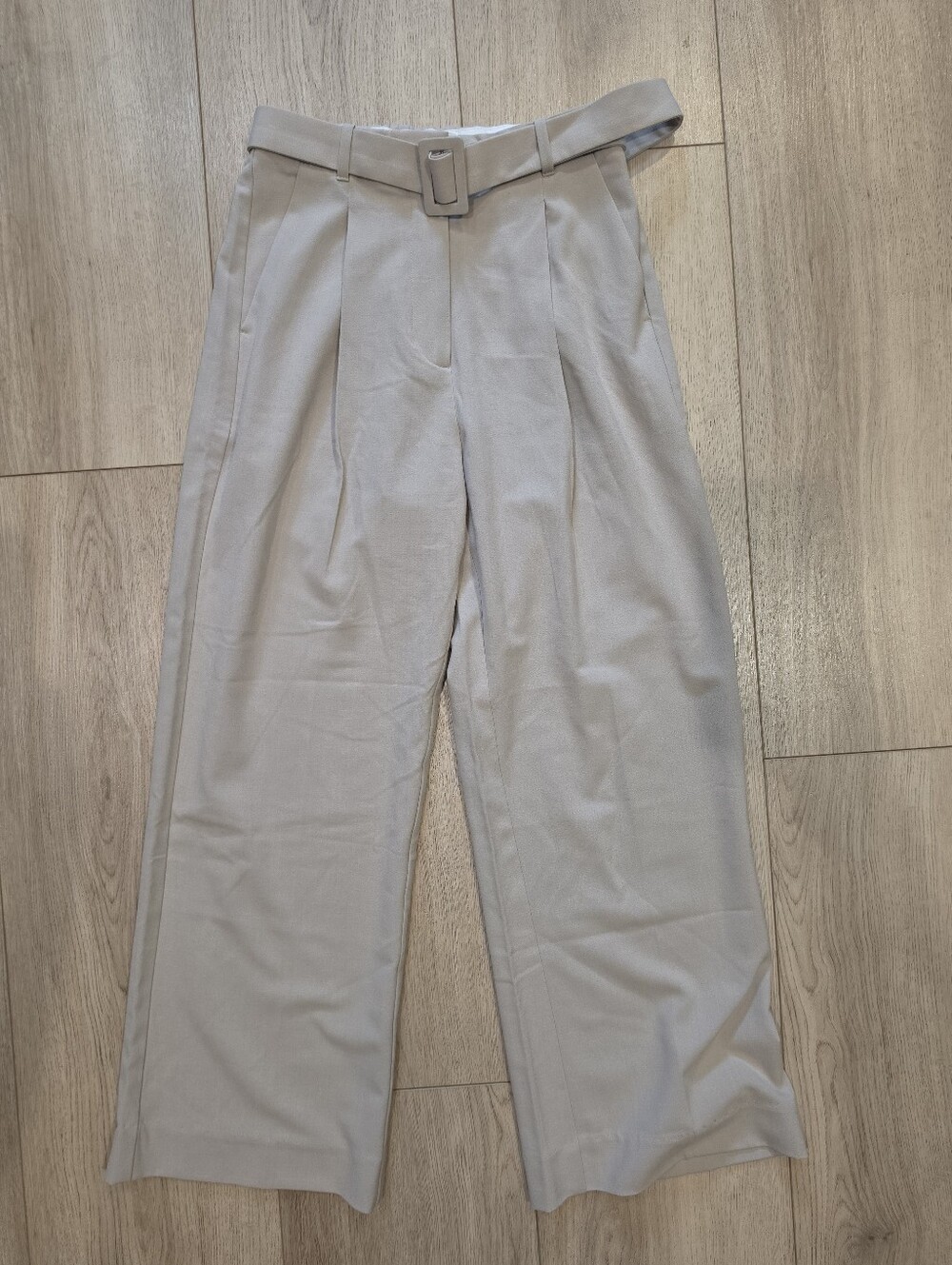 Abercrombie & Fitch Beige Wide Leg Trouser Pants Women’s Size 25 Belted